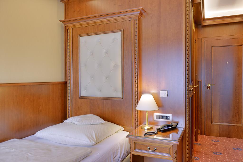 Parkhotel Stader Hof Екстериор снимка